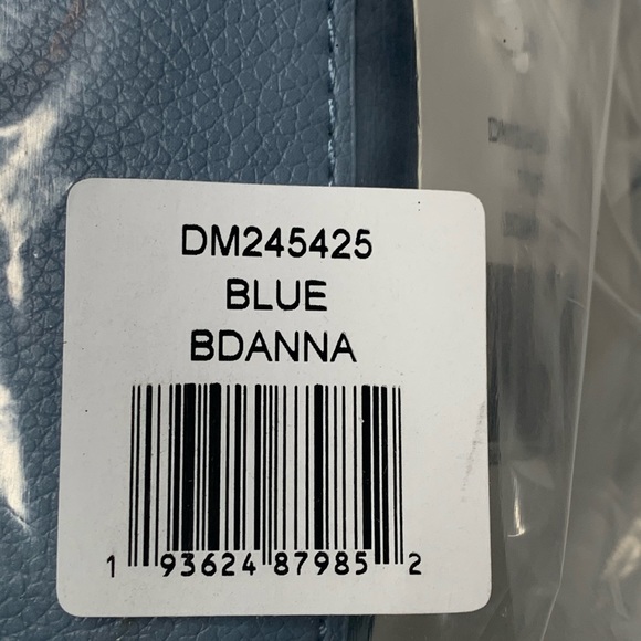 HOST PICKSTEVE MADDEN 💙Bandana Pleat Camera Bag - Picture 15 of 15